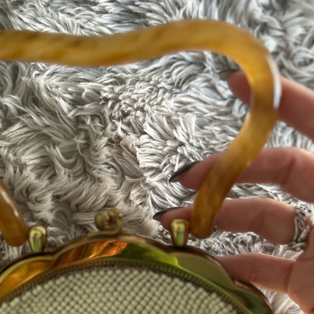 1940s vintage Whiting and Davis mesh Bakelite  top handle beaded bag - Picture 6 of 12